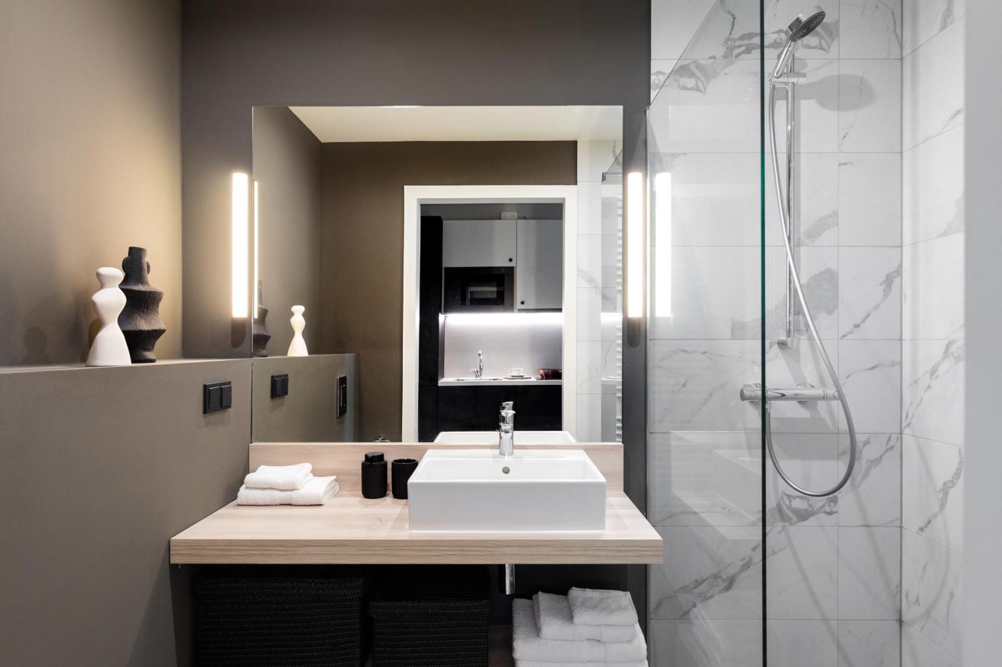 Milestone Krakow Center Urban Living Aparthotel ภายนอก รูปภาพ